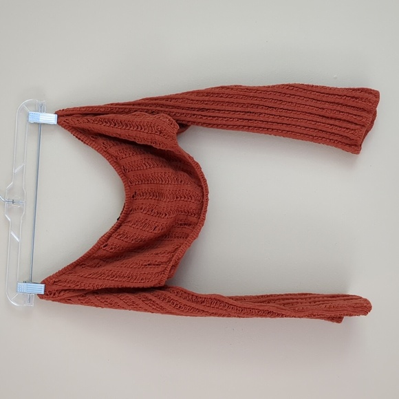 Large PrettyLittleThing Orange Cropped Off The Shoulder Sweater - Picture 1 of 7